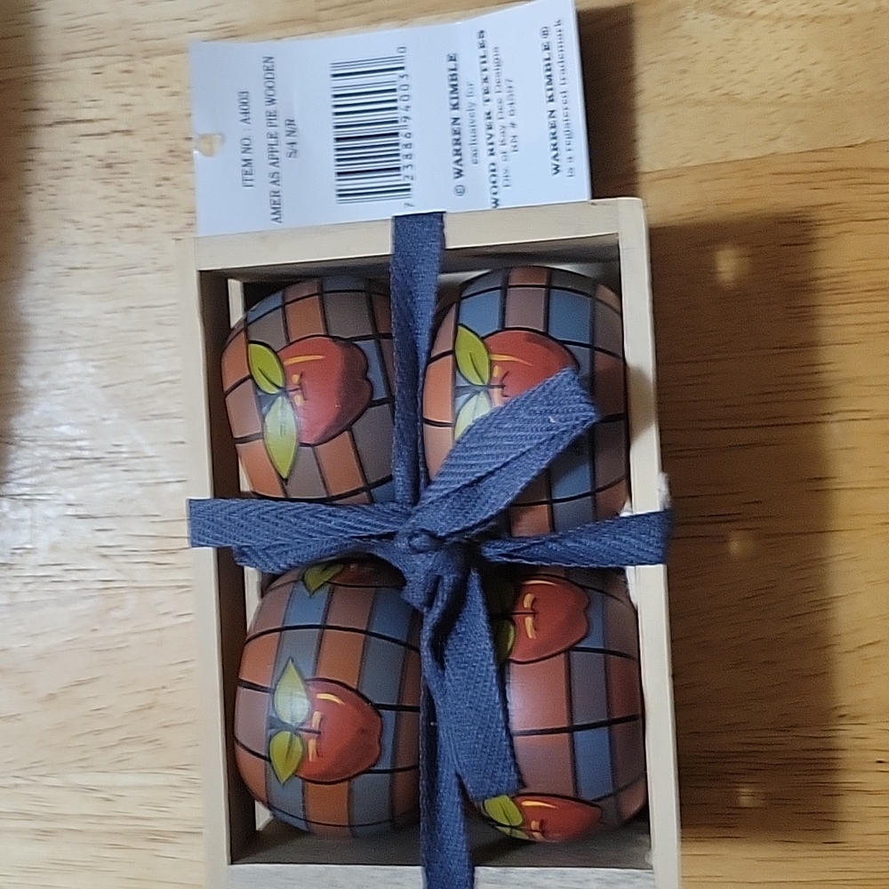 Warren Kimble American As Apple Pie Wooden Napkin Rings